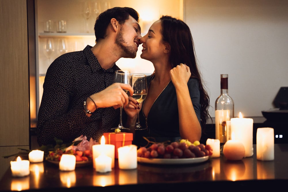 Looking For Romance In 2022? Follow These Tips - Perfect 12